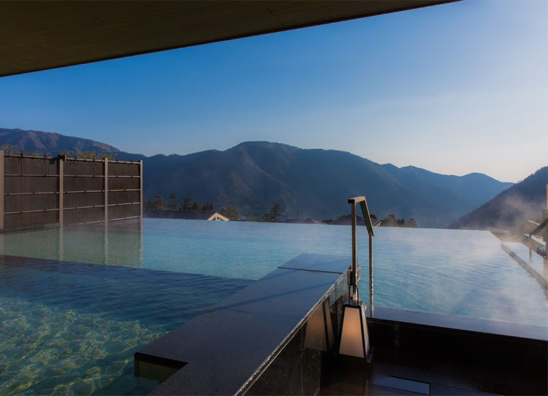 Ngâm onsen ở Hakone